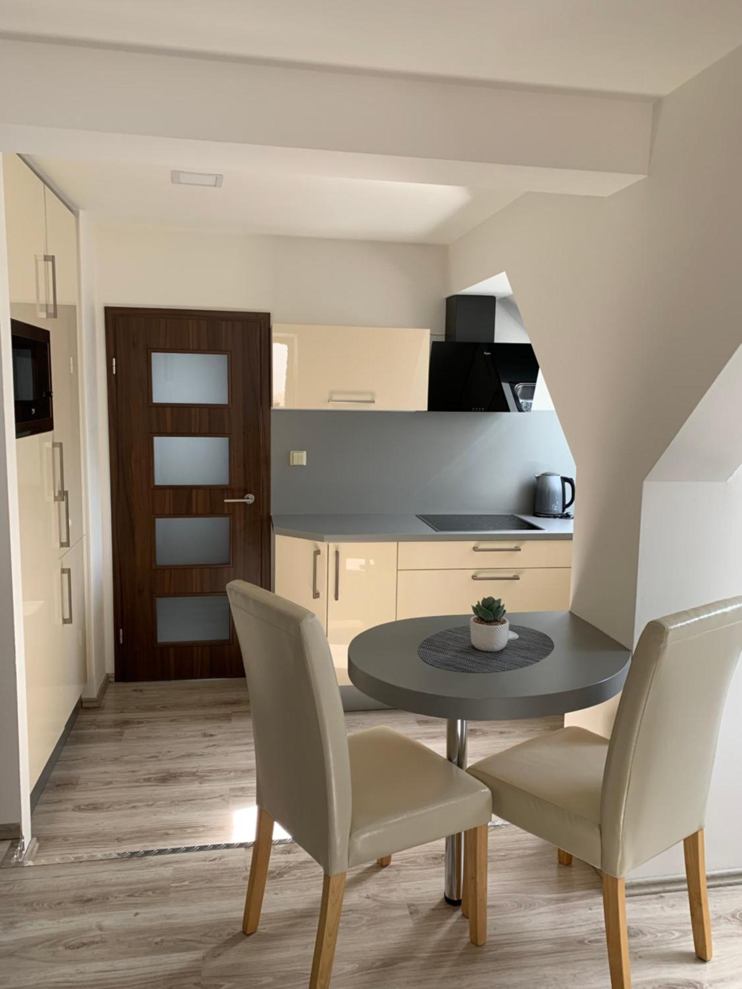 Apartmanovy Byt 2 Tremosna Zewnętrze zdjęcie